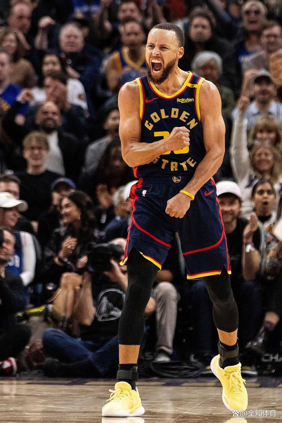 勇士险胜新疆队，库里高光表现