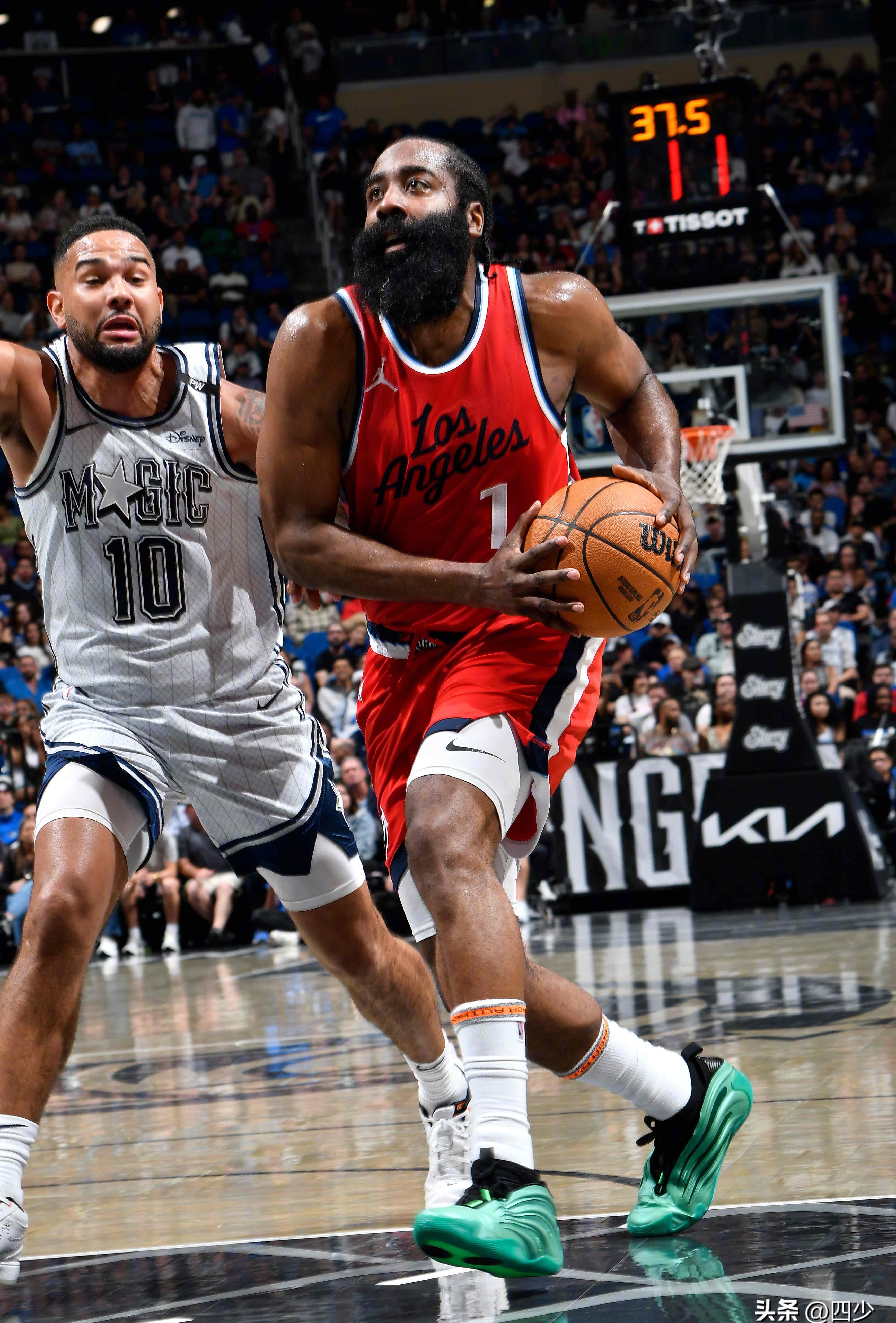 独行侠翻盘四川队，哈登关键制胜