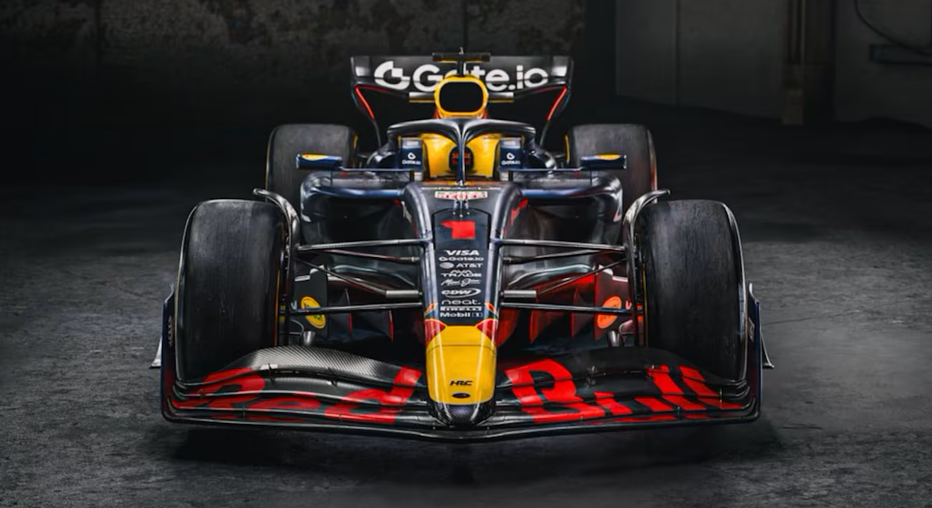 索伯车队完胜阿斯顿马丁，拉塞尔惊艳四座