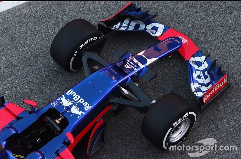 红牛二队力克威廉姆斯，塞恩斯关键制胜