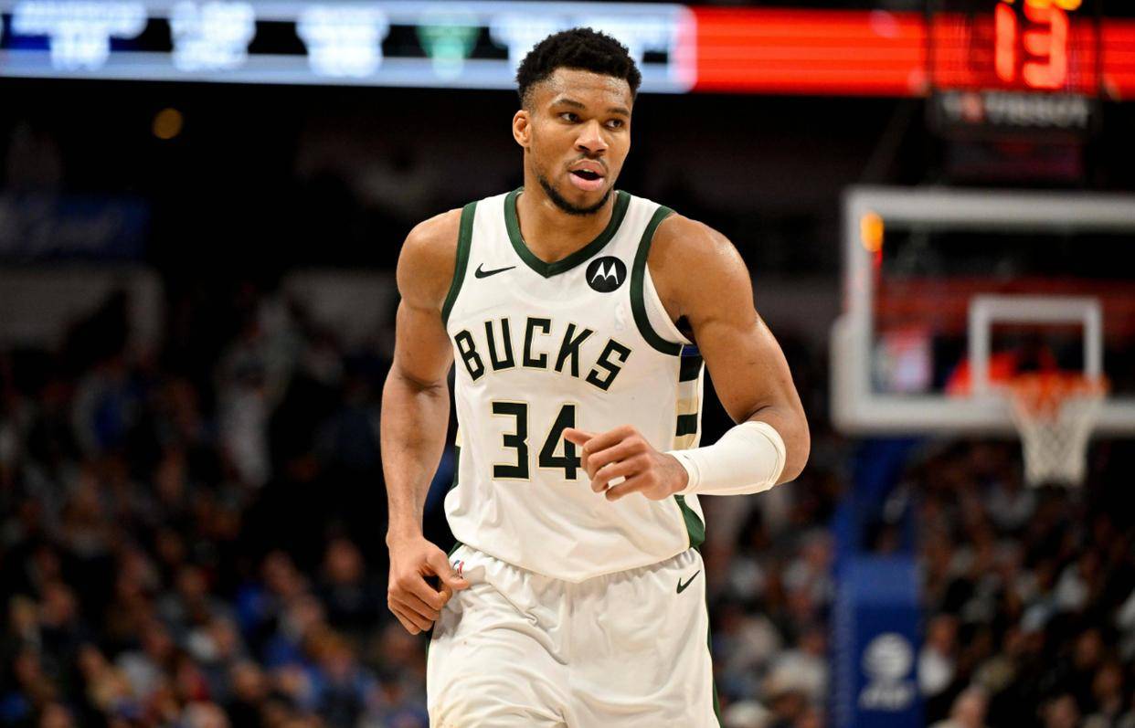 湖人力克马刺，字母哥统治全场