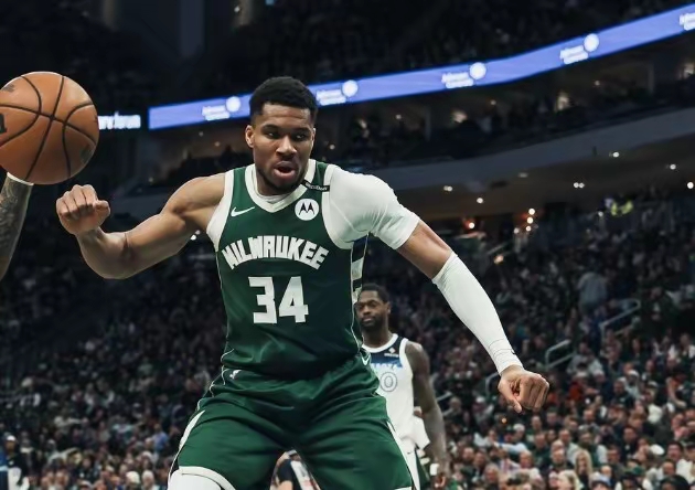 雄鹿大笔痴狂凯尔特人豪胜独行侠,字母哥奔杀分助队全获高尚 雄鹿大笔痴狂凯尔特人豪胜独行侠,字母哥奔杀分助队全获高尚