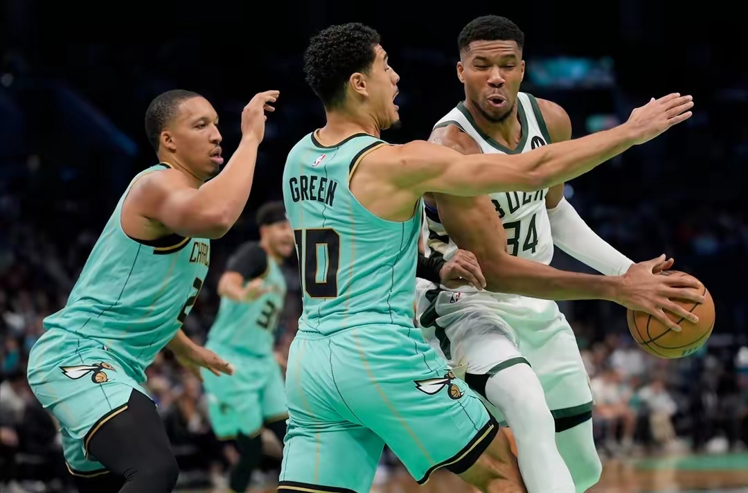 雄鹿大笔痴狂凯尔特人豪胜独行侠,字母哥奔杀分助队全获高尚 雄鹿大笔痴狂凯尔特人豪胜独行侠,字母哥奔杀分助队全获高尚