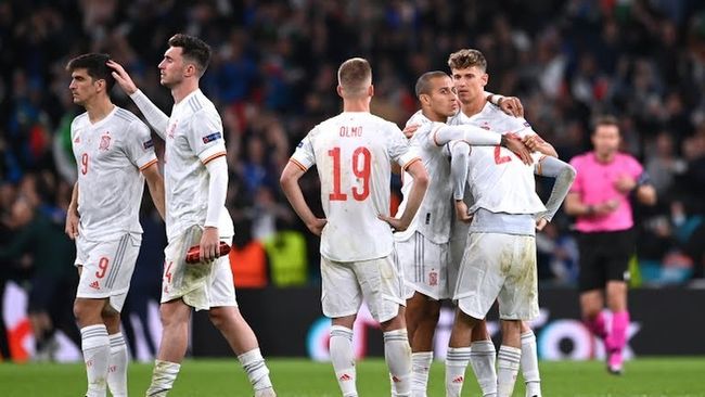 塞维利亚翻盘土耳其,奥亚尔萨瓦尔统治全场 塞维利亚翻盘土耳其,奥亚尔萨瓦尔统治全场